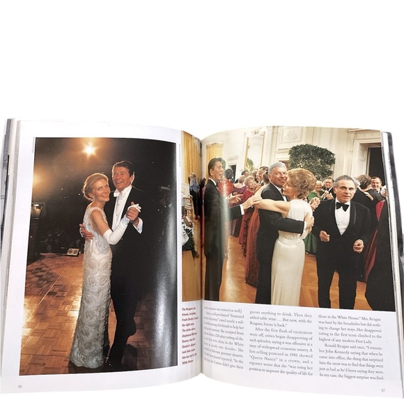 Life Magazine -Ronald Reagan Life in Pictures 1911 - 2004 - Picture 5 of 6